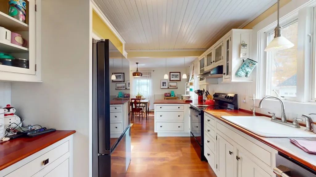 86 Ossie Road Middlebury VT 05753