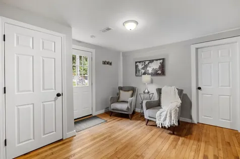 31 Water Street Bradford NH 03221