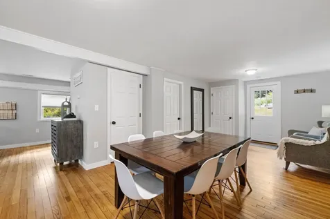 31 Water Street Bradford NH 03221