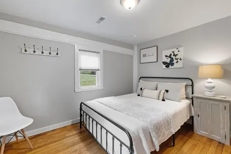 31 Water Street Bradford NH 03221