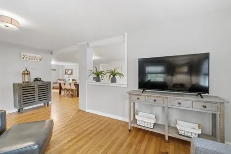 31 Water Street Bradford NH 03221