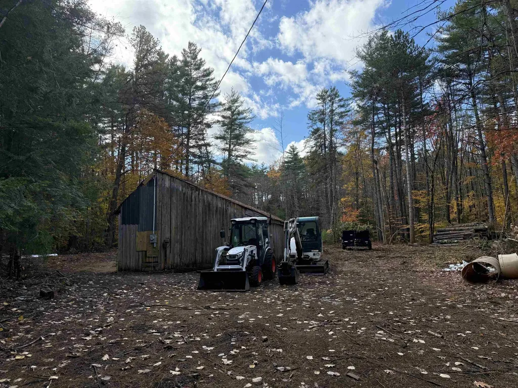 45 Morris Avenue Effingham NH 03882