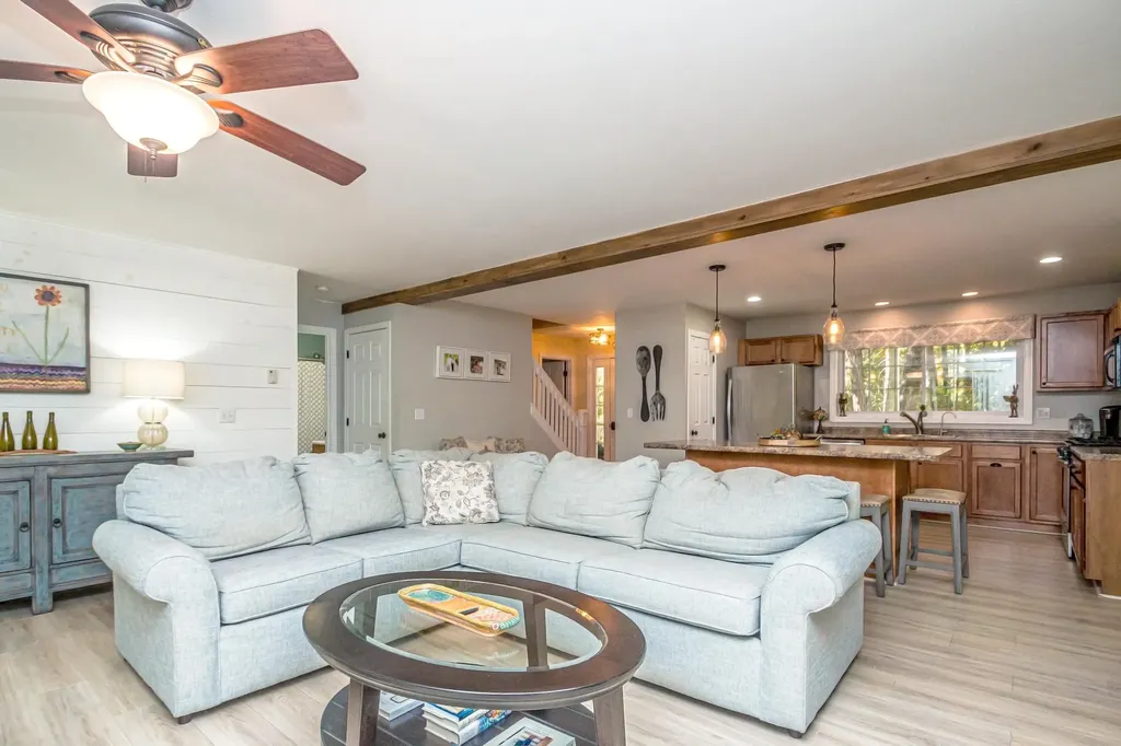 33B Sands Circle Conway NH 03813