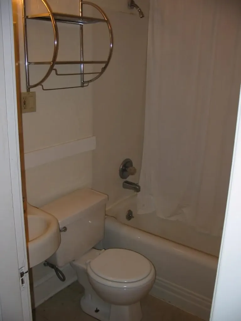 102 Orange Street Manchester NH 03104