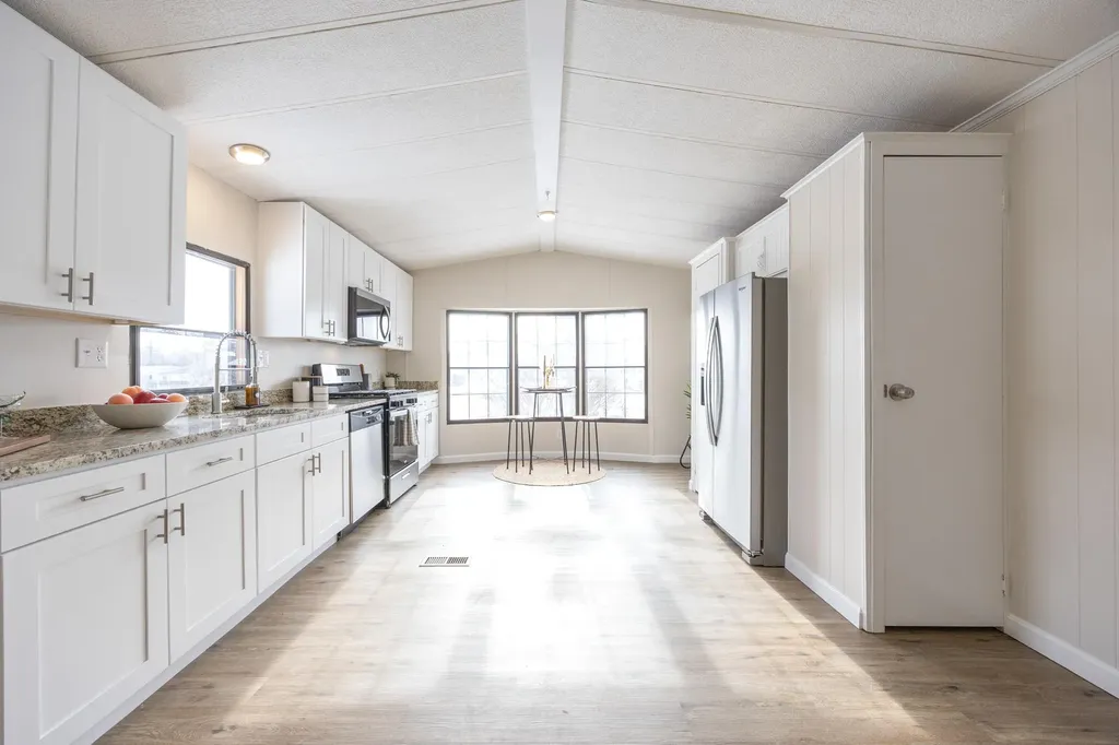 290 Calef Highway Epping NH 03042