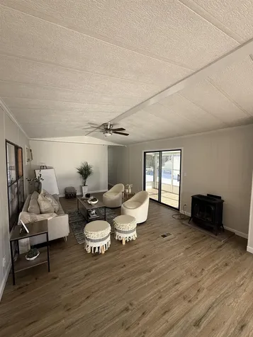 290 Calef Highway Epping NH 03042