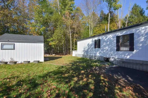 290 Calef Highway Epping NH 03042