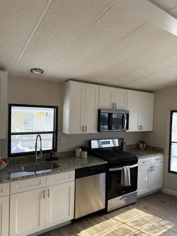 290 Calef Highway Epping NH 03042