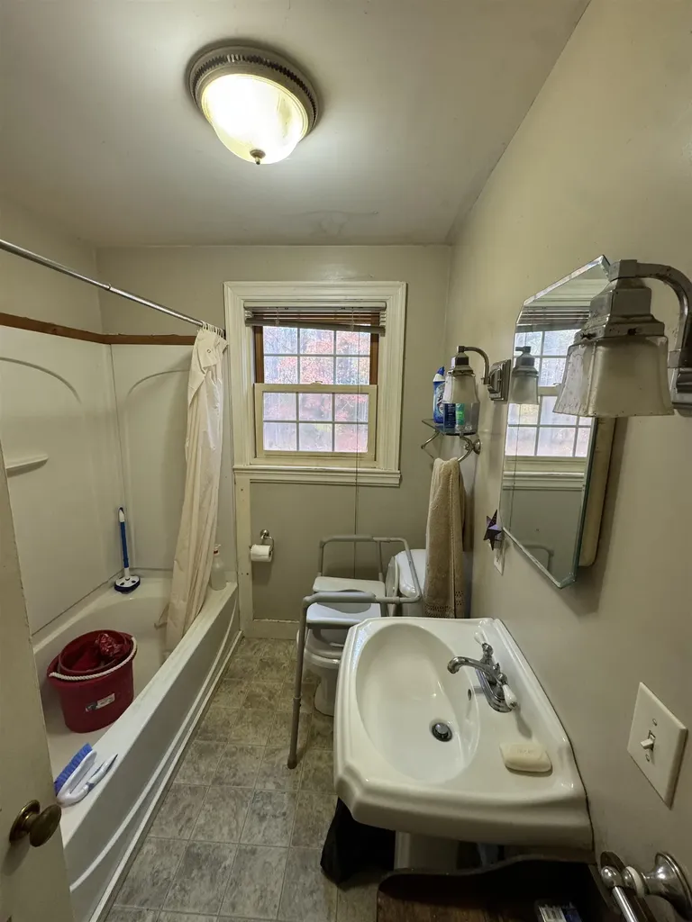 157 Littleworth Road Dover NH 03820