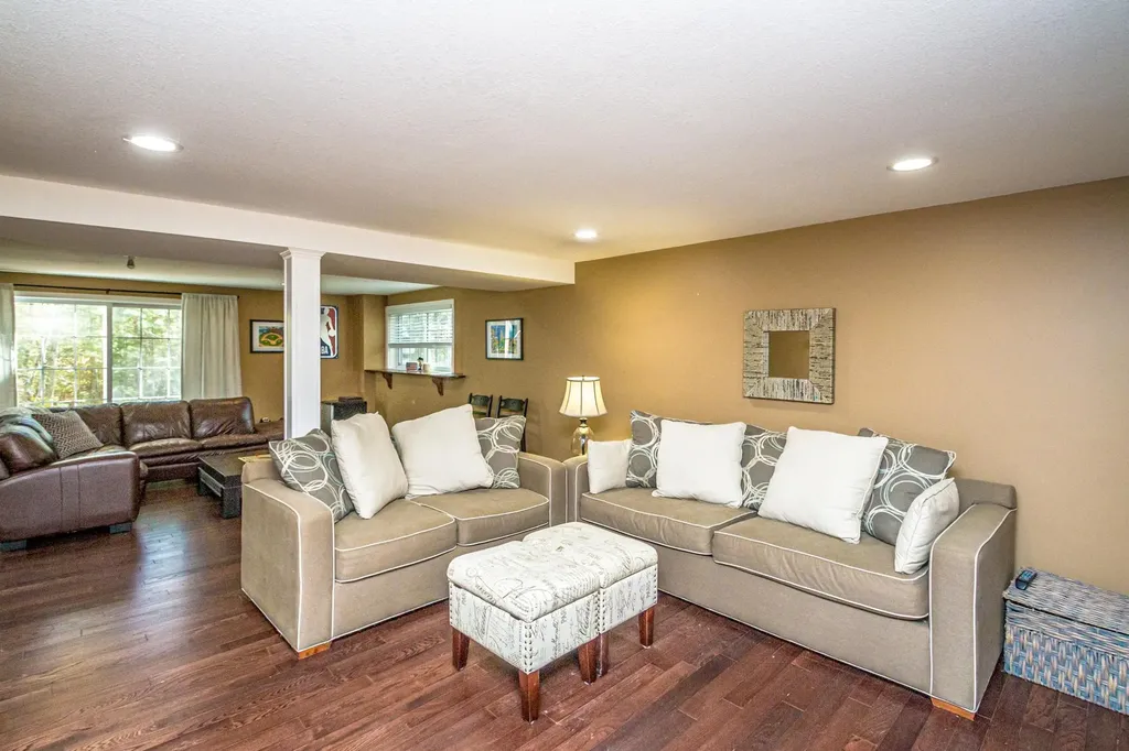 33B Sands Circle Conway NH 03813