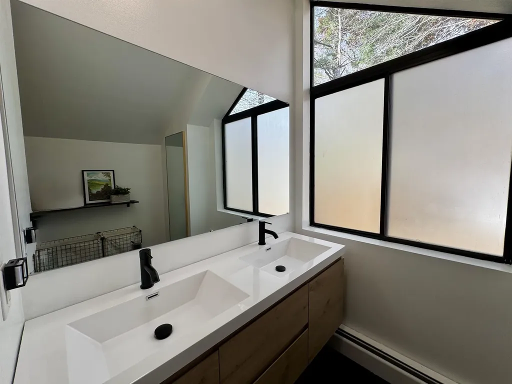 35 Franklin Heights Rochester NH 03867