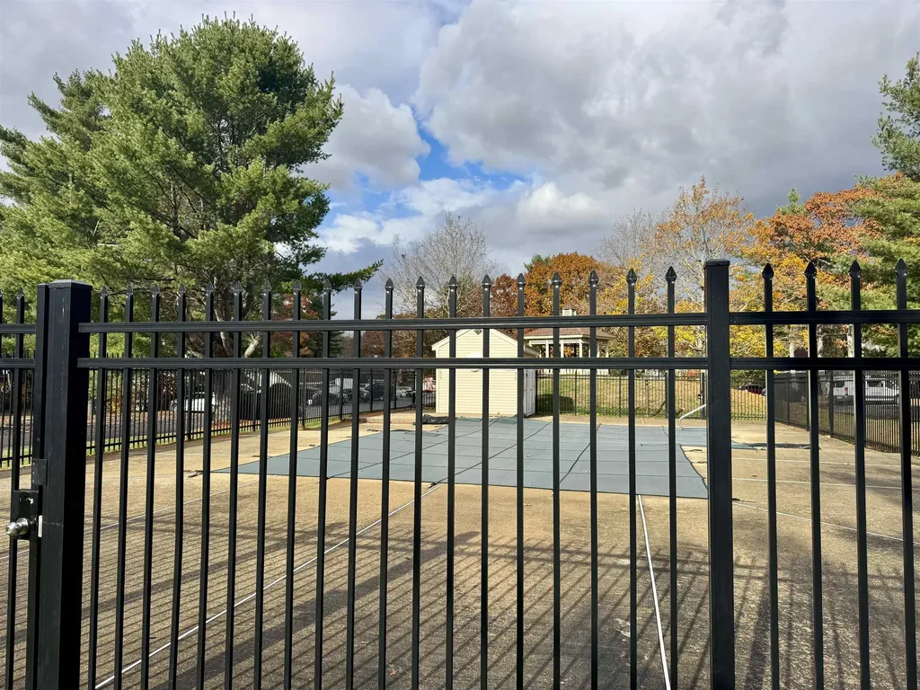 35 Franklin Heights Rochester NH 03867