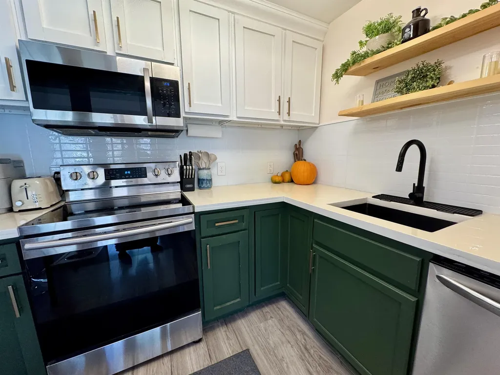 35 Franklin Heights Rochester NH 03867