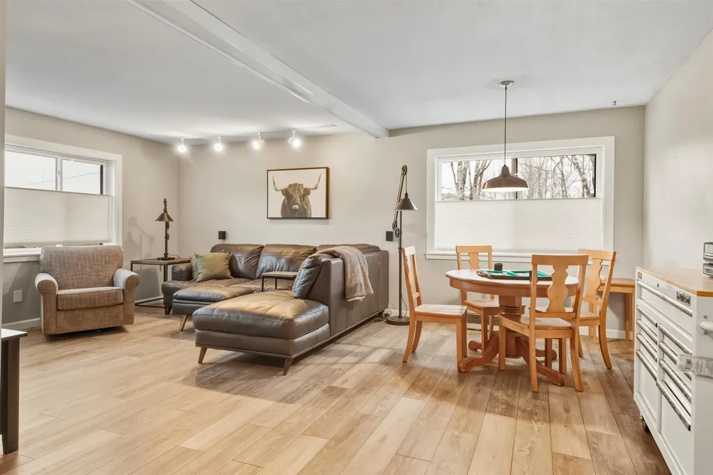 798 Vermont Route 100 Wilmington VT 05363