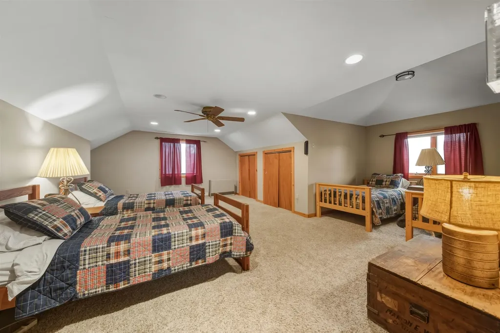 798 Vermont Route 100 Wilmington VT 05363