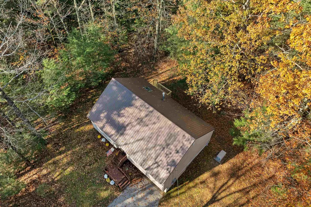 94 Mount Delight Road Deerfield NH 03037