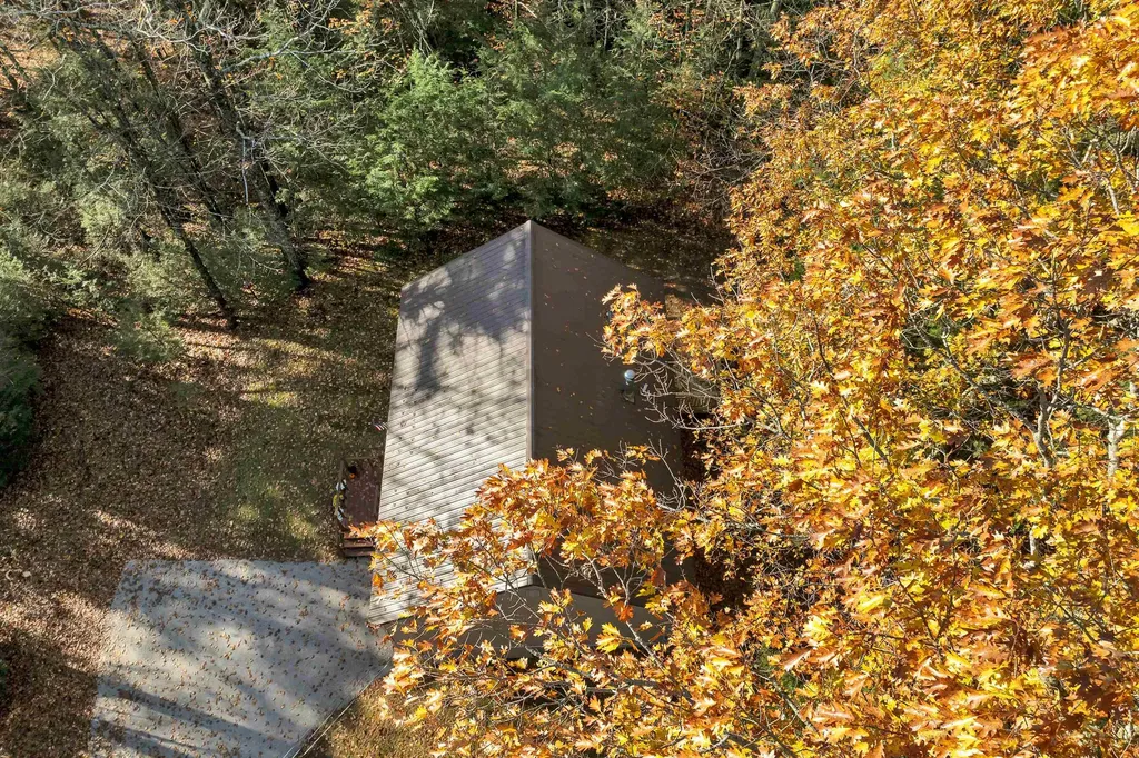 94 Mount Delight Road Deerfield NH 03037