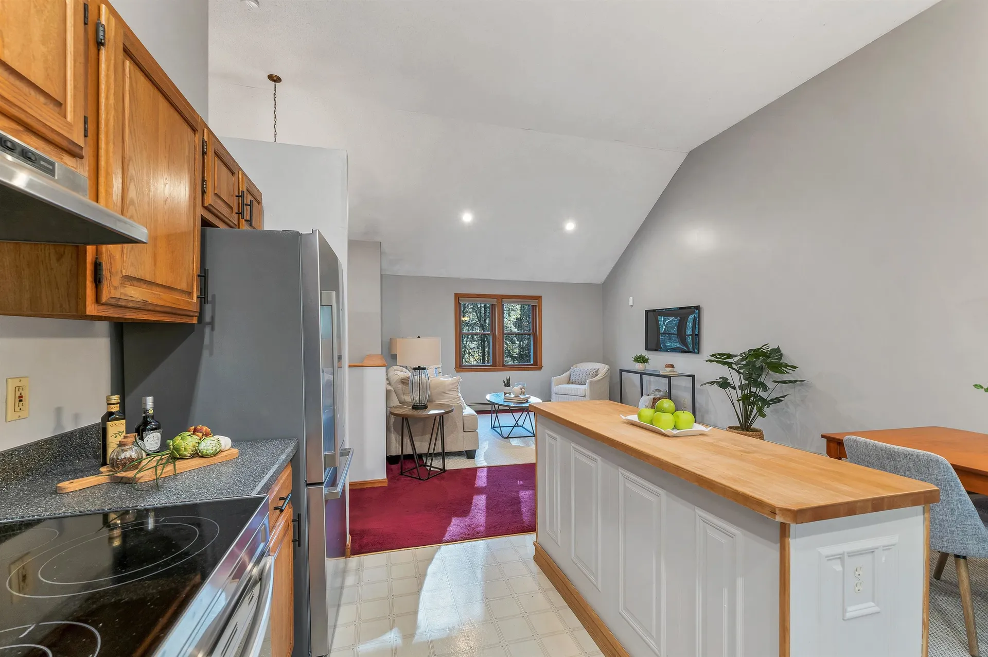 94 Mount Delight Road Deerfield NH 03037