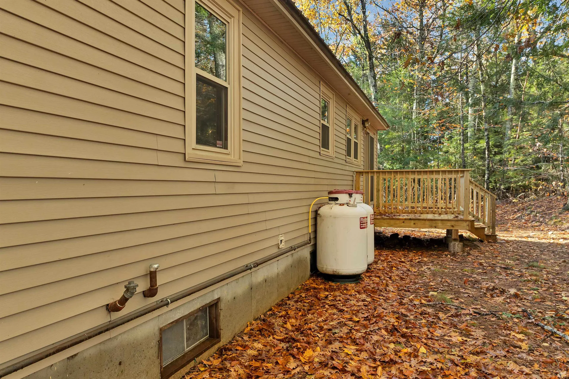 94 Mount Delight Road Deerfield NH 03037