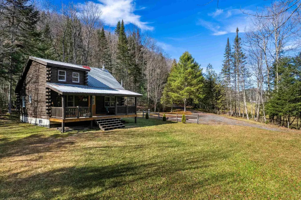 132 Brook Road Chelsea VT 05038