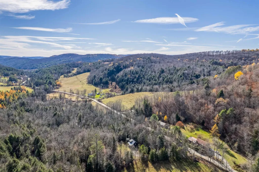 132 Brook Road Chelsea VT 05038