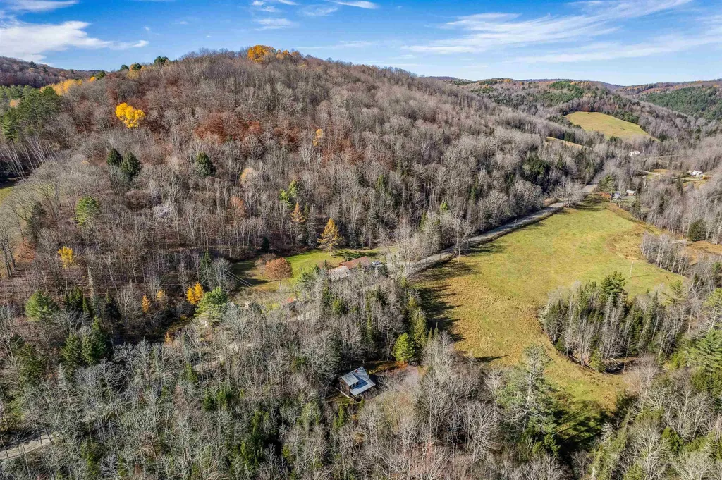 132 Brook Road Chelsea VT 05038