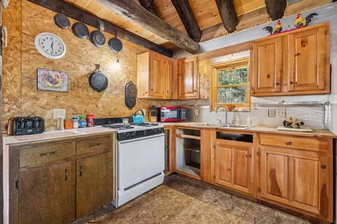 132 Brook Road Chelsea VT 05038