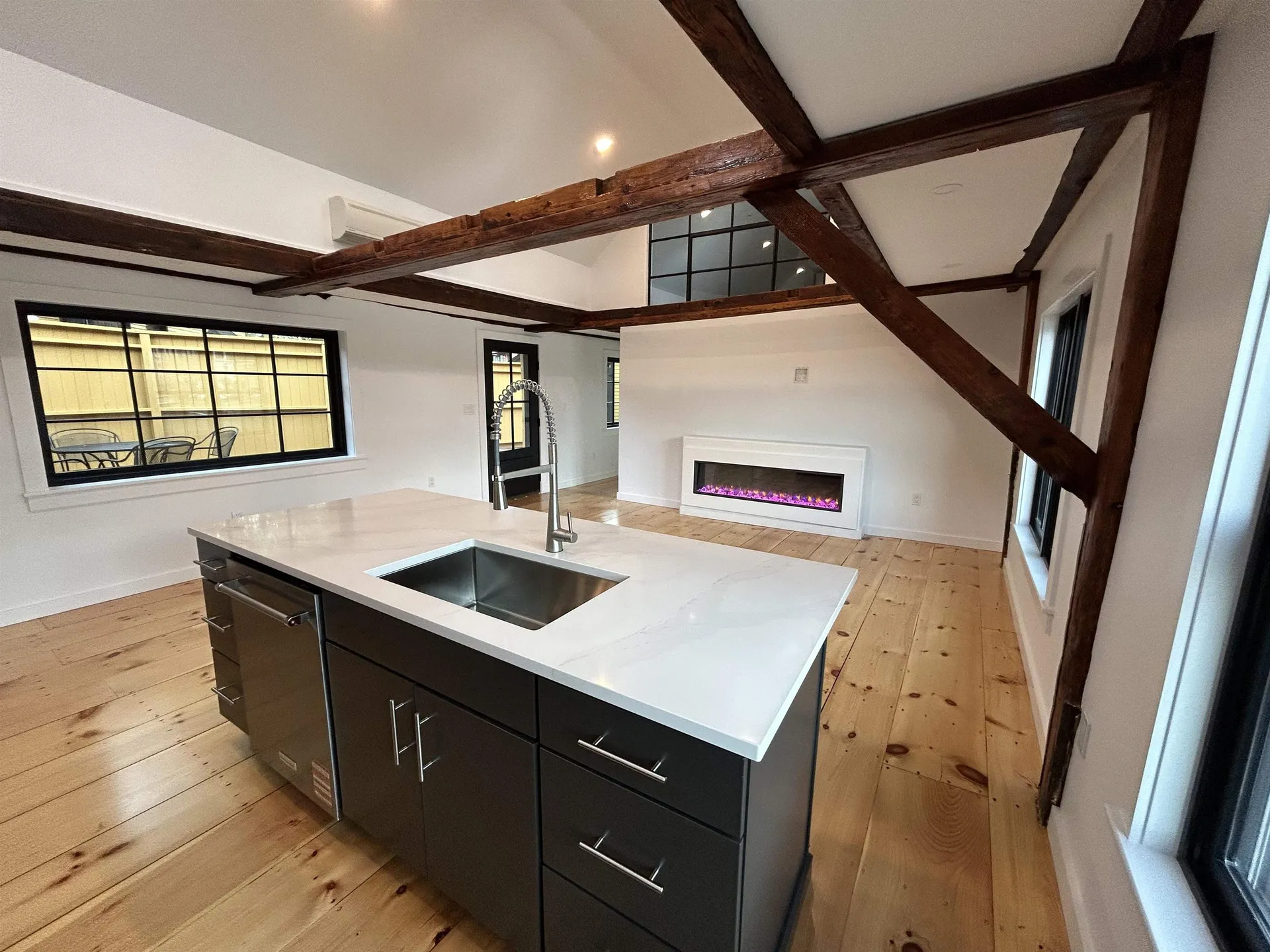 10 String Bridge Exeter NH 03833