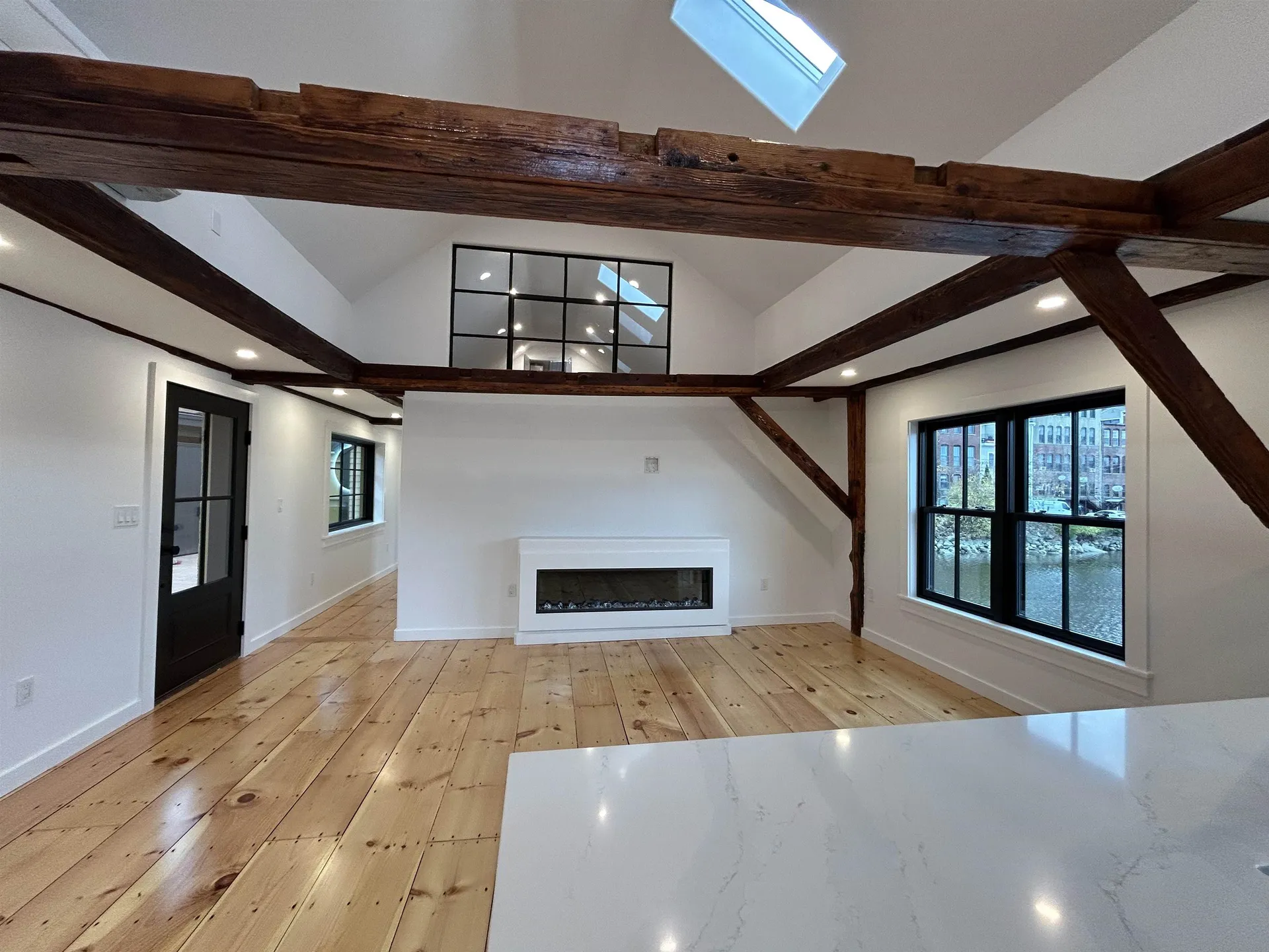 10 String Bridge Exeter NH 03833