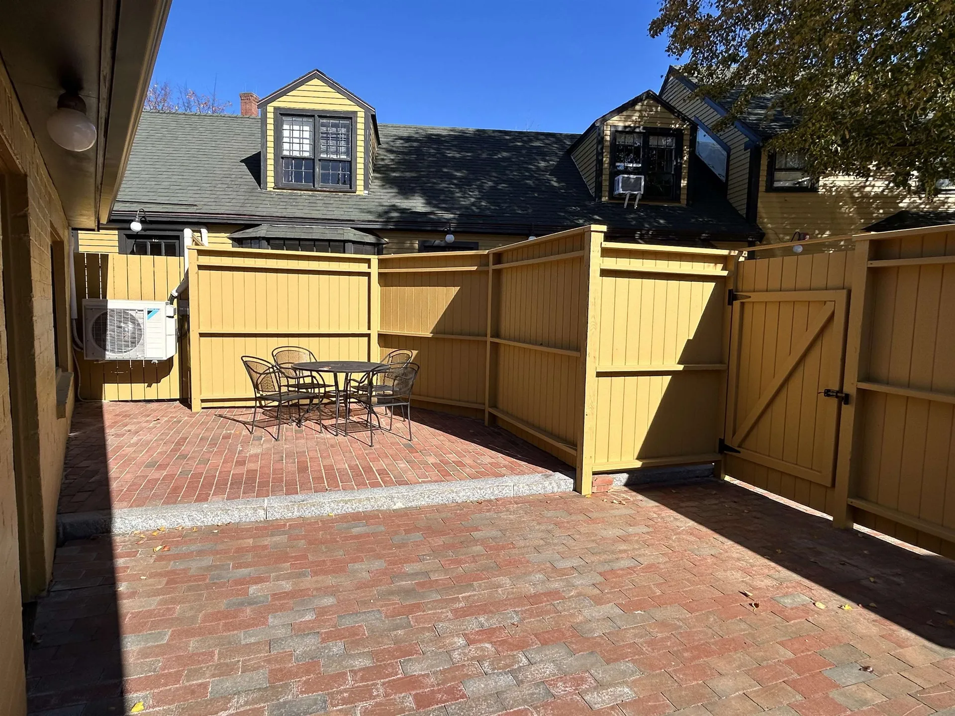 10 String Bridge Exeter NH 03833