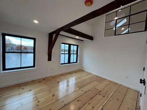 10 String Bridge Exeter NH 03833