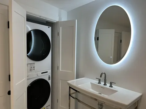 10 String Bridge Exeter NH 03833