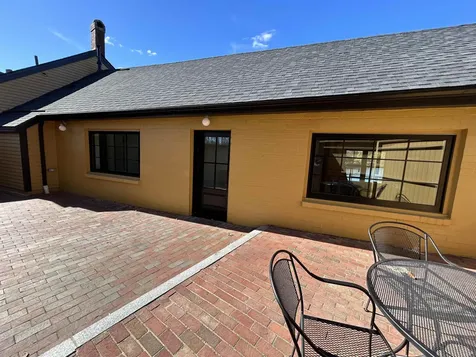 10 String Bridge Exeter NH 03833