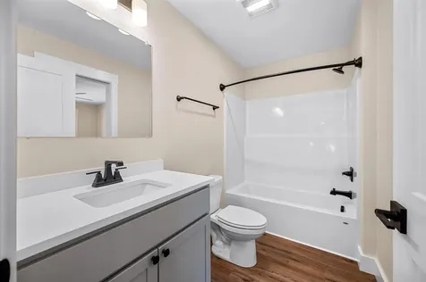 3000 Vt Route 100 Waitsfield VT 05673