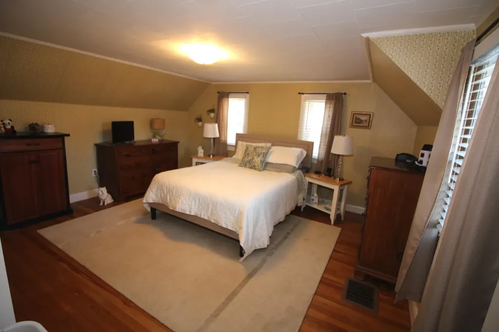 1533 Province Lake Road Effingham NH 03882