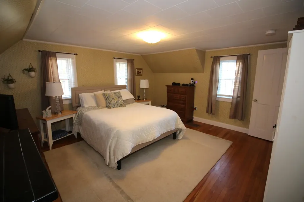 1533 Province Lake Road Effingham NH 03882