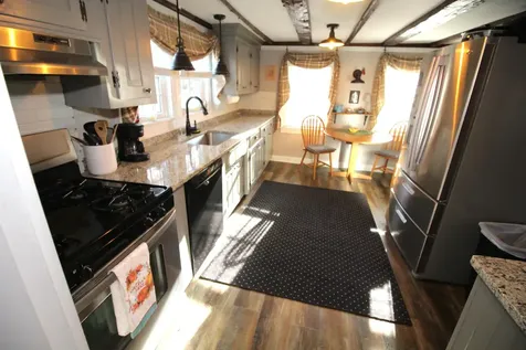 1533 Province Lake Road Effingham NH 03882