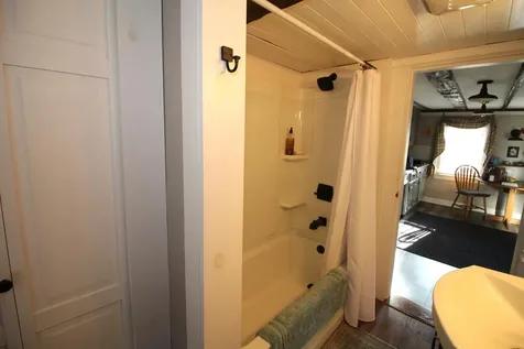 1533 Province Lake Road Effingham NH 03882