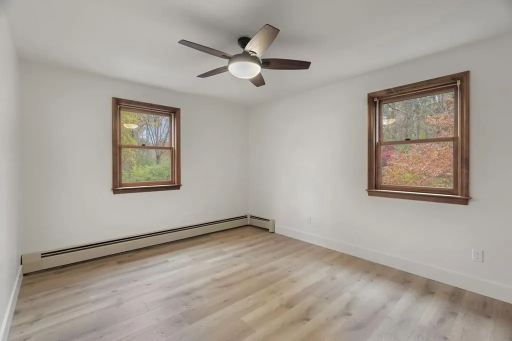 534 Main Street Sandown NH 03873