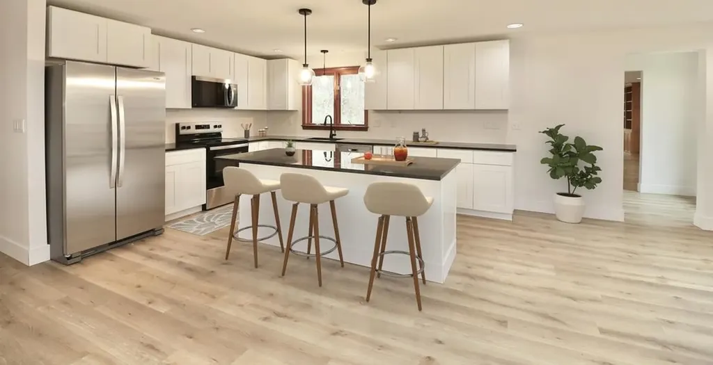 534 Main Street Sandown NH 03873