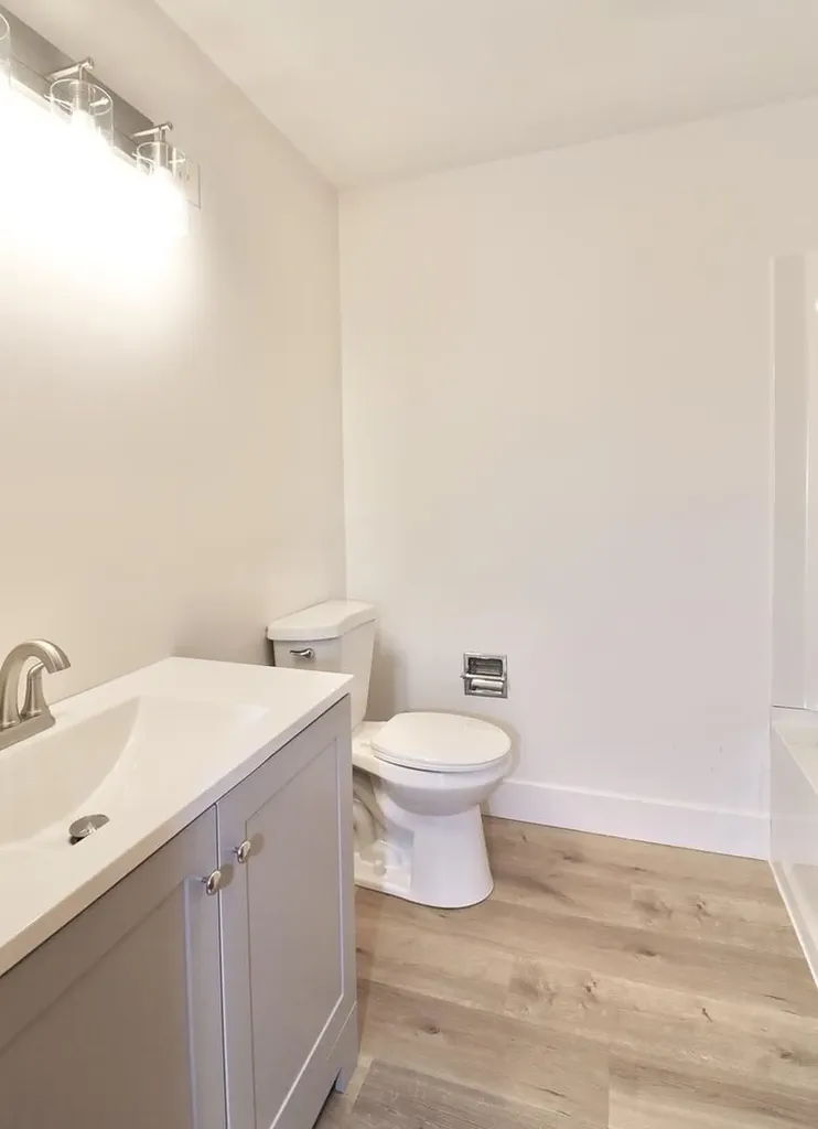 534 Main Street Sandown NH 03873