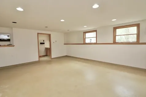 534 Main Street Sandown NH 03873