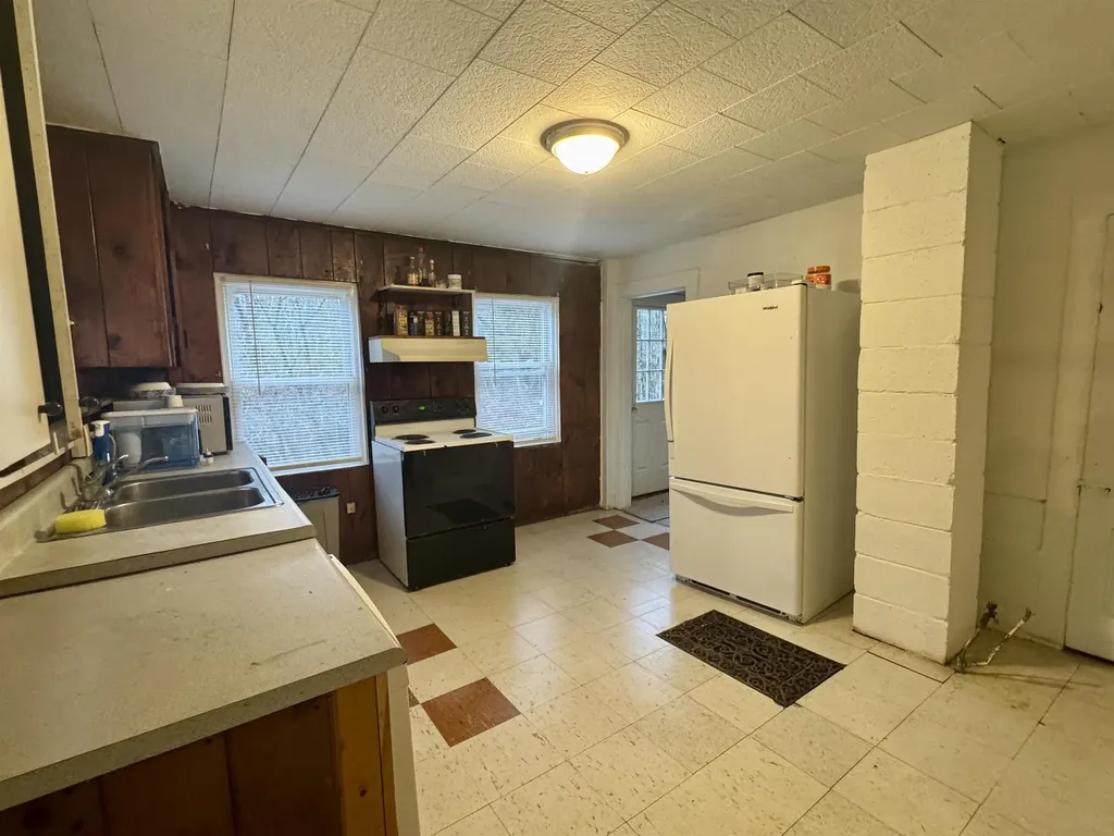 136 Ann Wilson Road Derby VT 05829