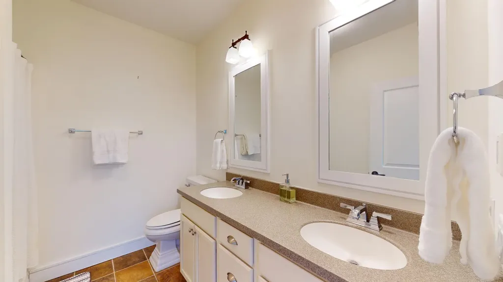 70 Maple Street Middlebury VT 05753