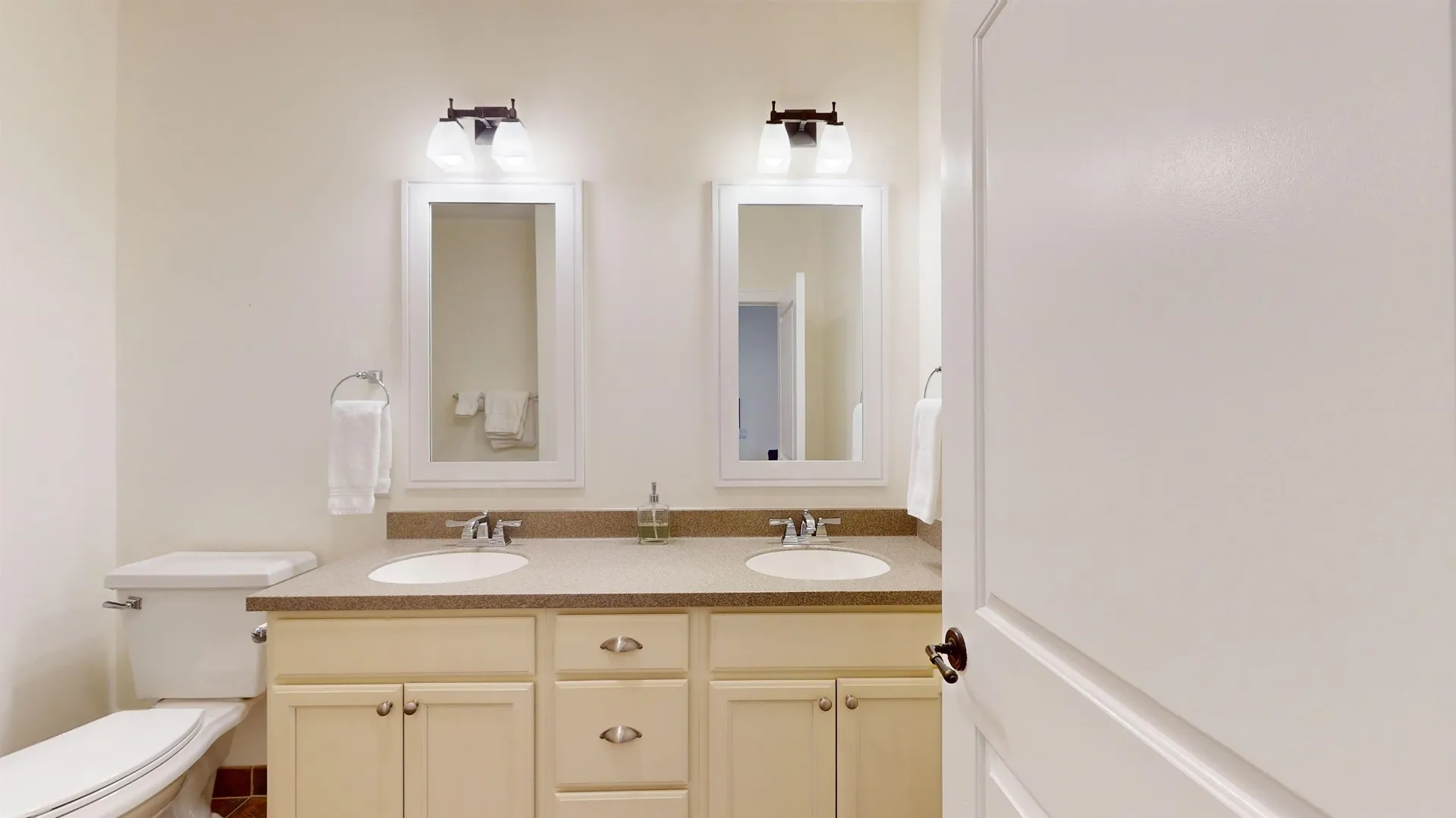 70 Maple Street Middlebury VT 05753