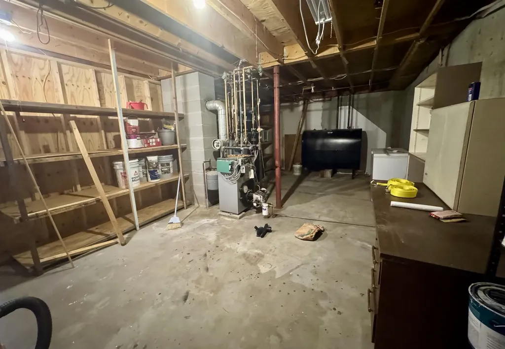 143 Spoonerville Road Springfield VT 05150