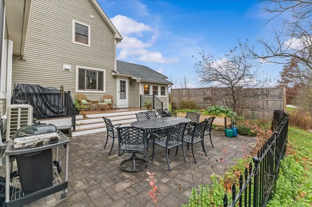 205 Old Stage Road Essex VT 05452