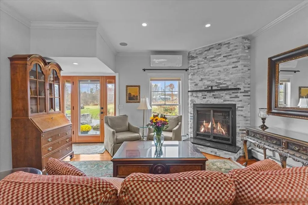 205 Old Stage Road Essex VT 05452