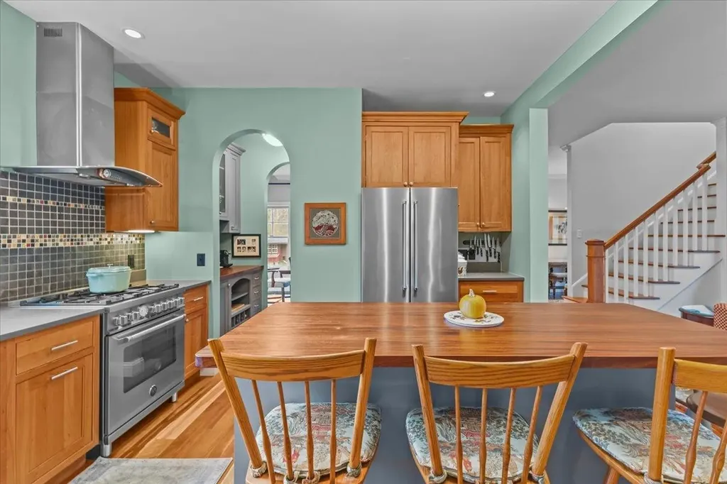 205 Old Stage Road Essex VT 05452