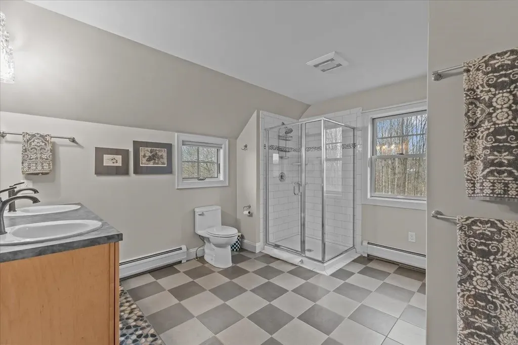 205 Old Stage Road Essex VT 05452